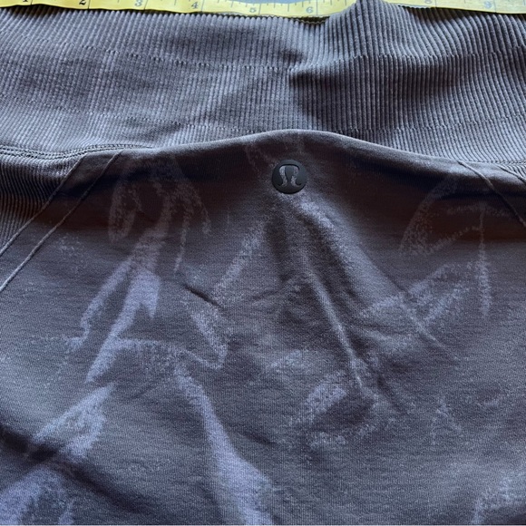 Lululemon Ebb to Street Tight Graphite Wash - Picture 9 of 11